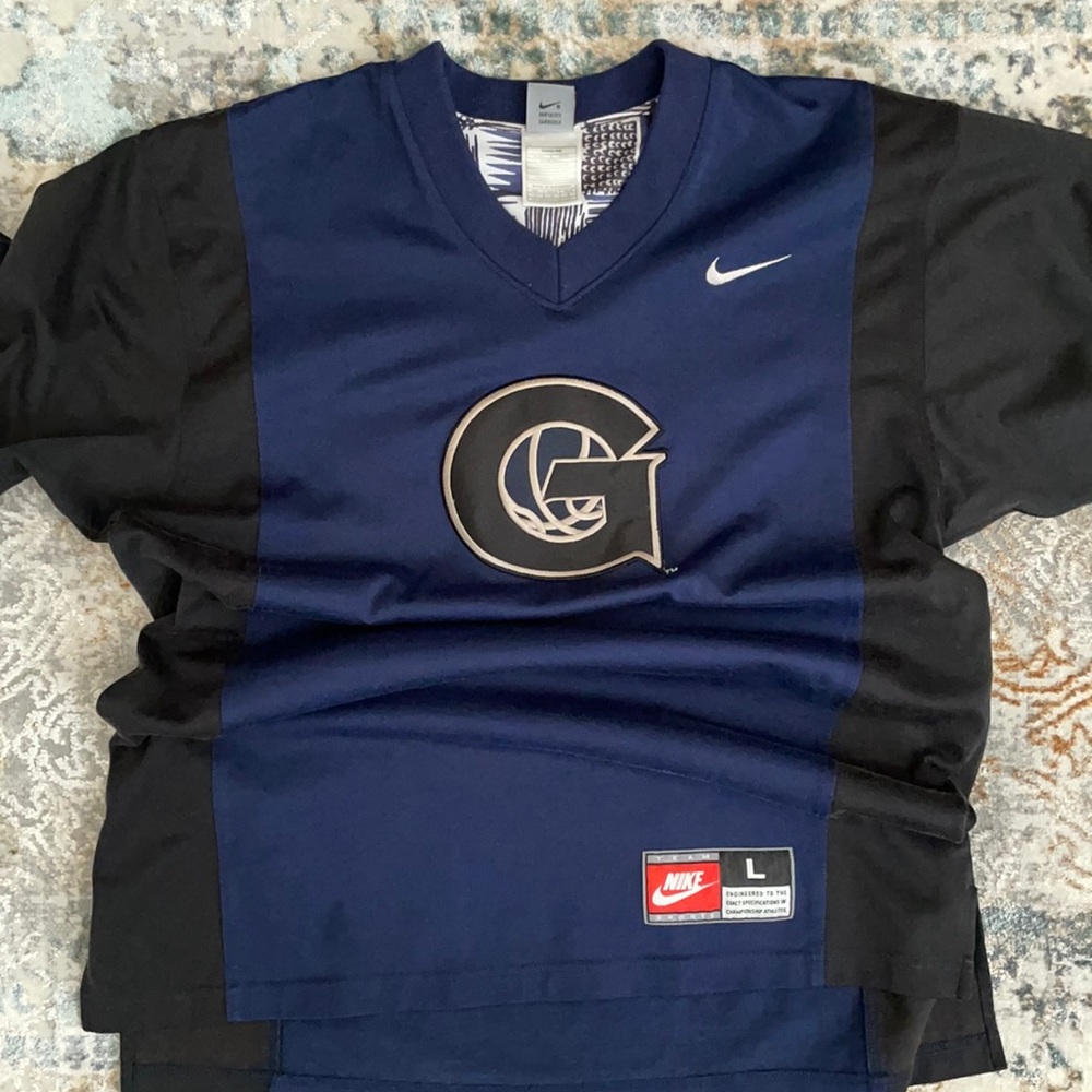 Nike - Georgetown Vintage Shooting Shirt